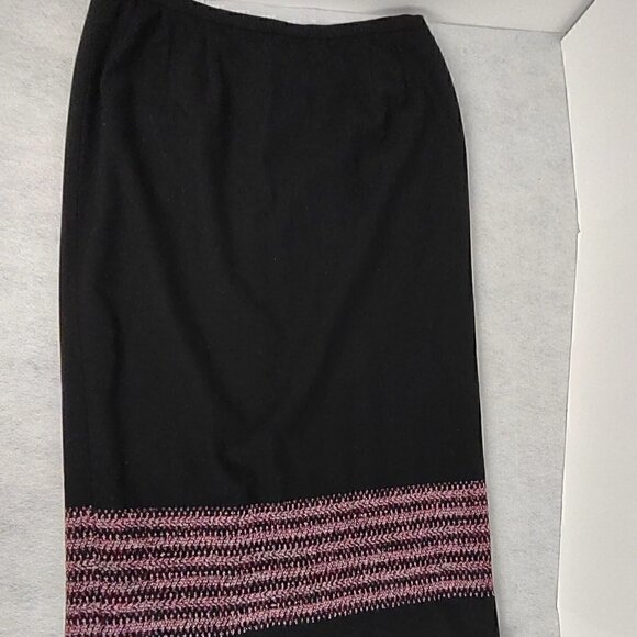 August Max Woman Black Violet Embroidered Wool Pencil Skirt Size 12W - Picture 1 of 12